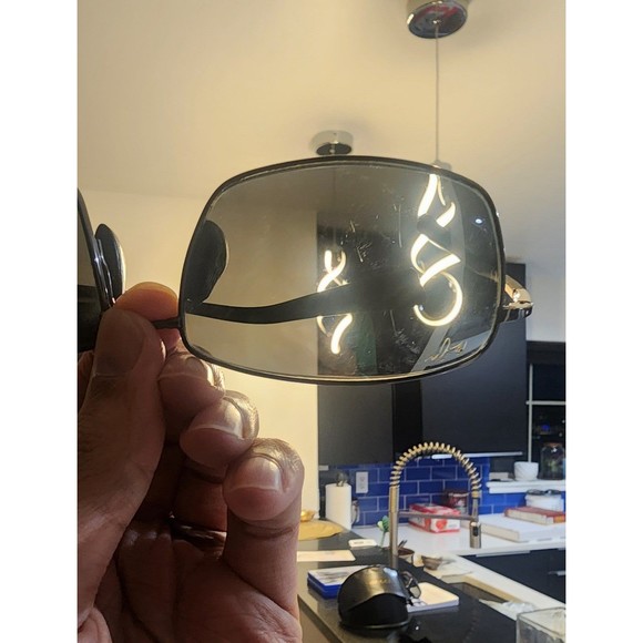 Maui Jim polarized sunglasses - Picture 3 of 3